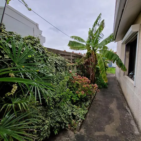 Semesterbostad Charmante Echoppe Avec Jardin